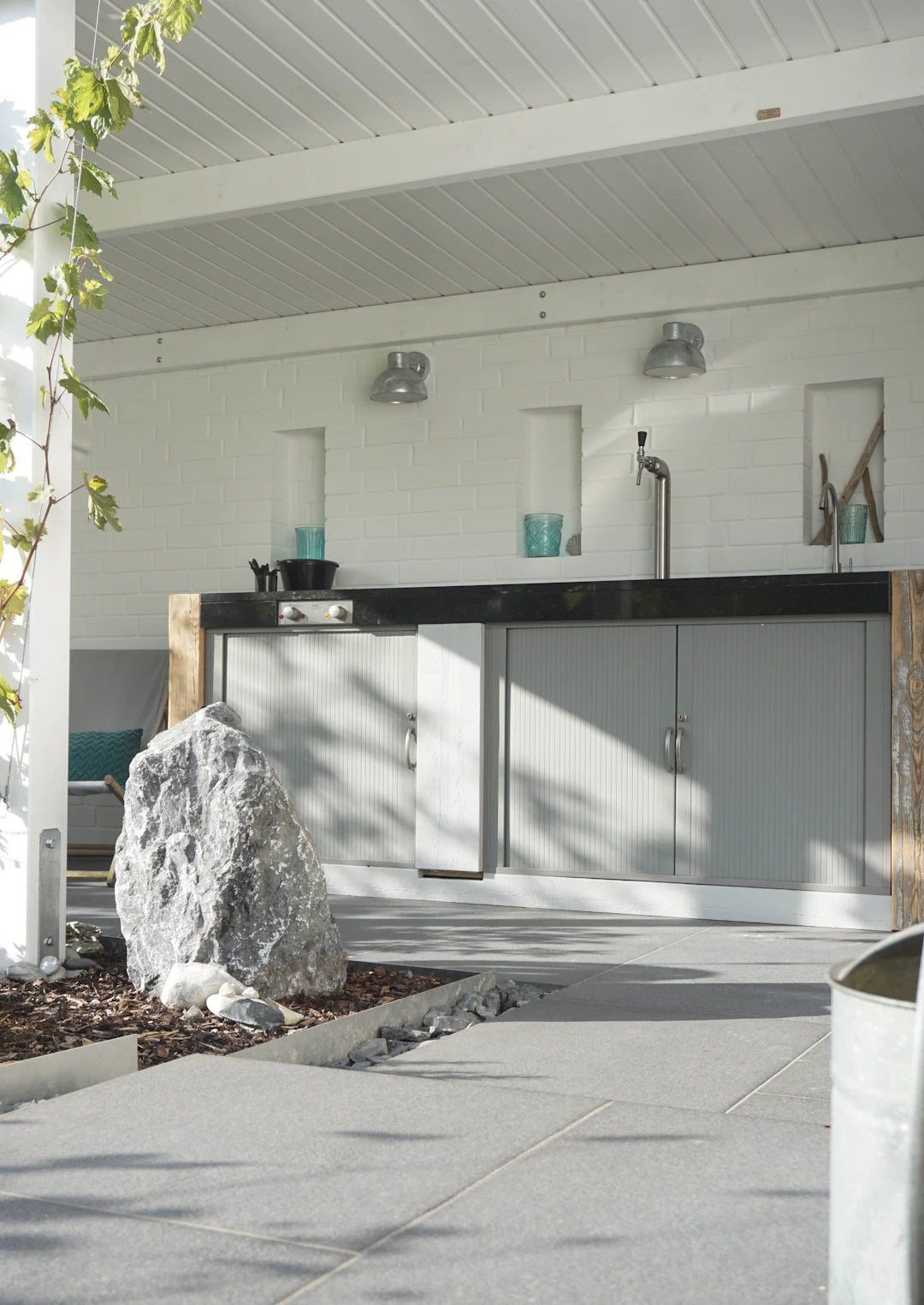 Essentials for Your Dream Outdoor Kitchen Setup