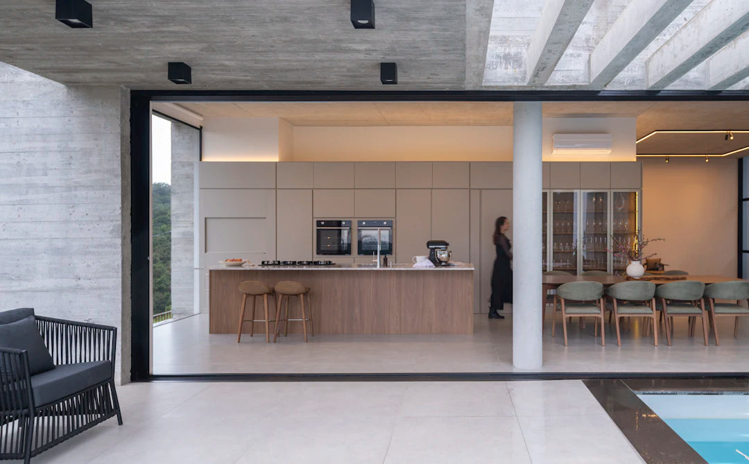 Stylish Outdoor Kitchen Countertops Materials  Designs